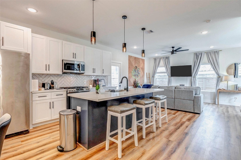 5407 Lee Street - Photo 13
