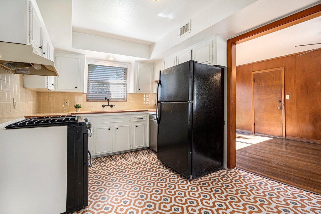 6325 Rowan Lane - Photo 7