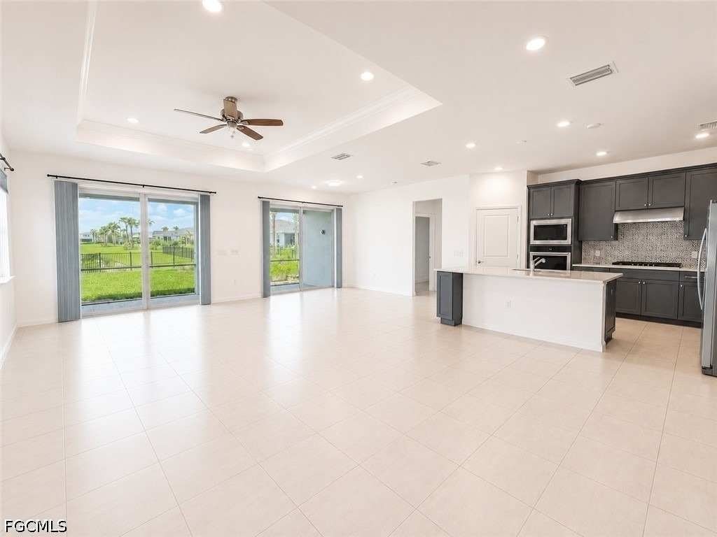 42723 Valley Brooks Street - Photo 2