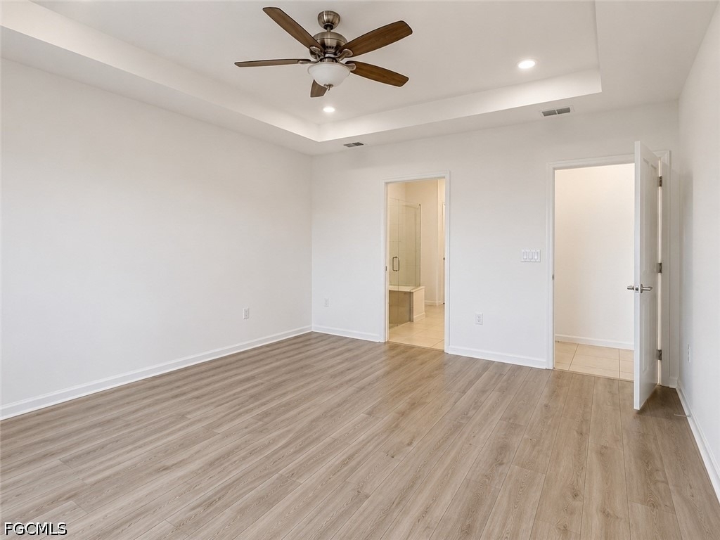 42723 Valley Brooks Street - Photo 13