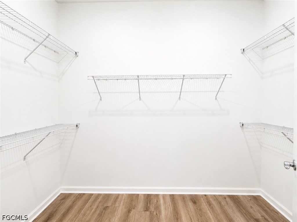 42723 Valley Brooks Street - Photo 18