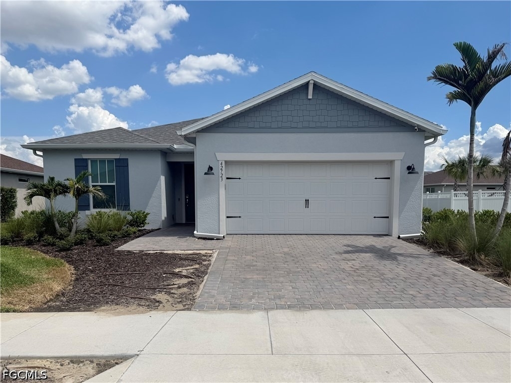 42723 Valley Brooks Street - Photo 0