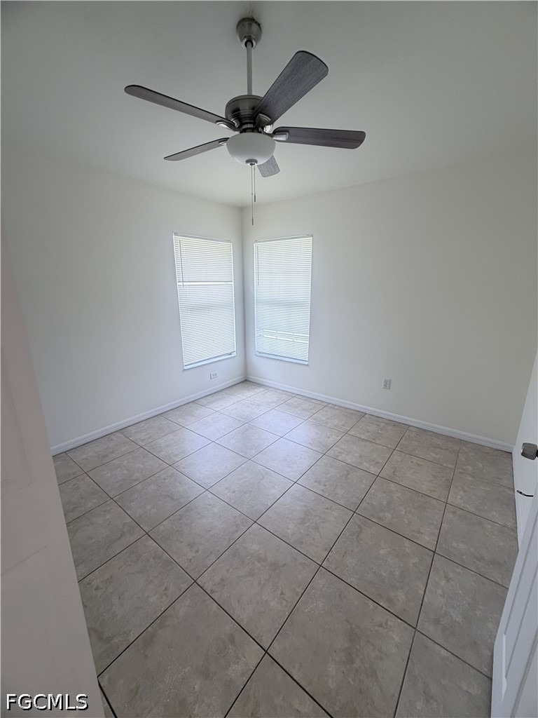 521 Hancock Bridge Parkway - Photo 12