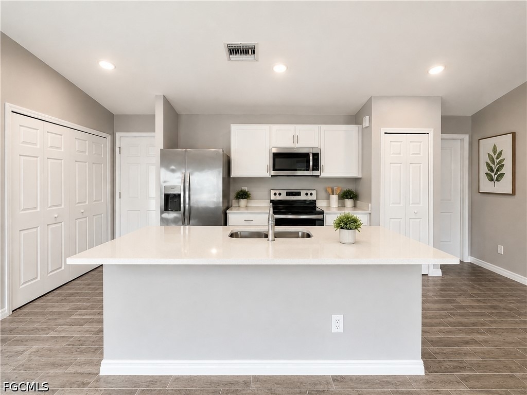 2728 Ne 5th Place - Photo 5