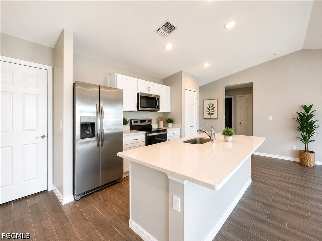 2728 Ne 5th Place - Photo 11