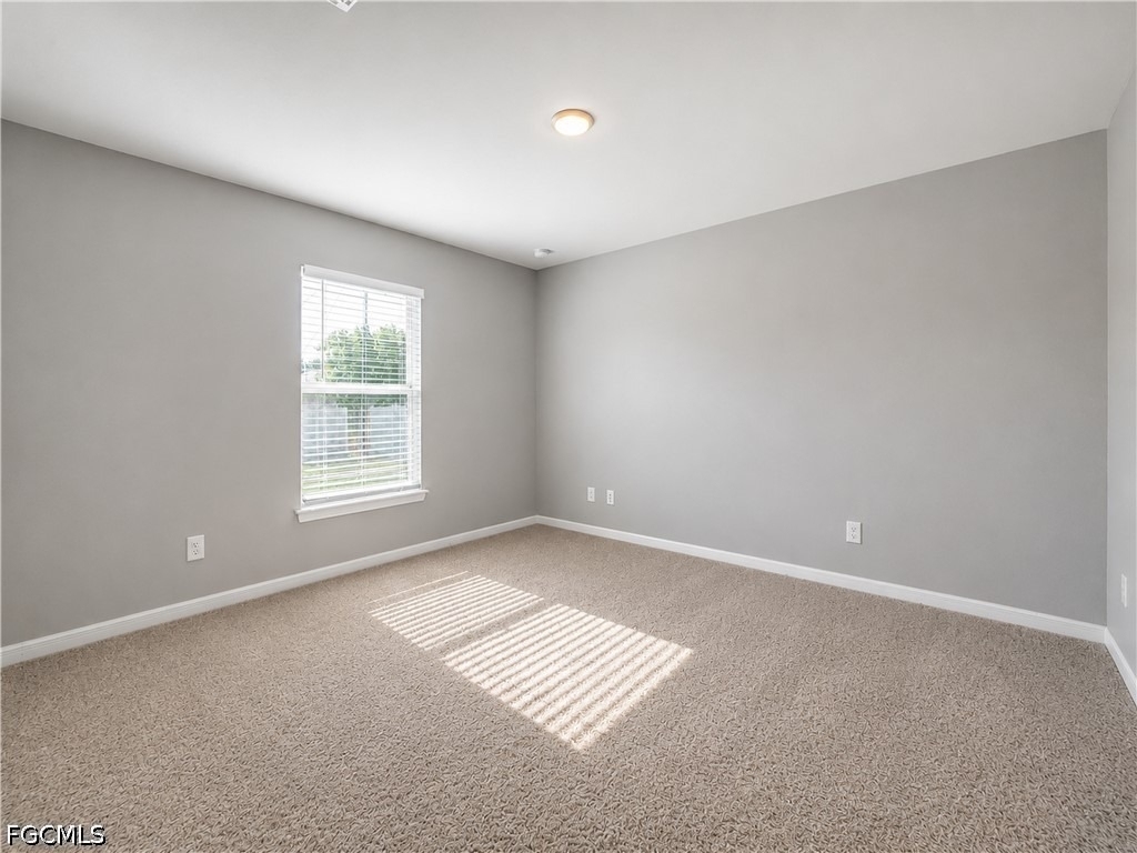 2728 Ne 5th Place - Photo 12