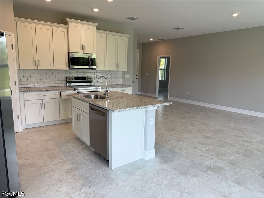 3607 62nd Street W - Photo 8