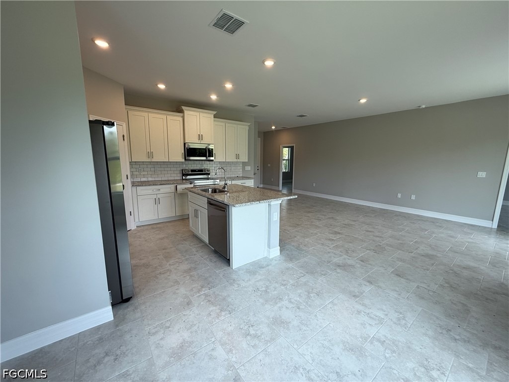 3607 62nd Street W - Photo 9