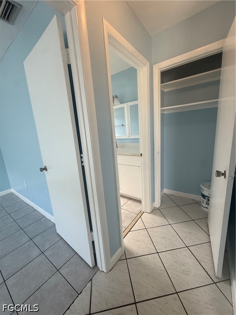 257 Cape Coral Parkway E - Photo 18