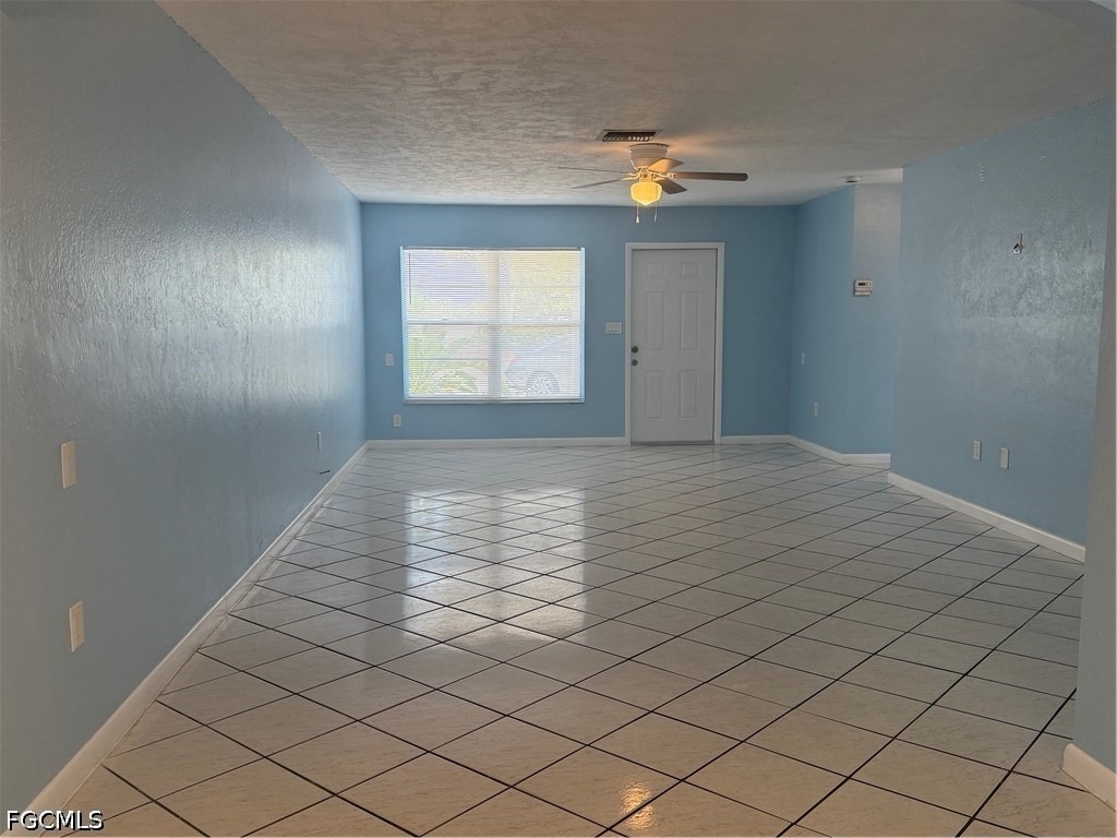 257 Cape Coral Parkway E - Photo 3