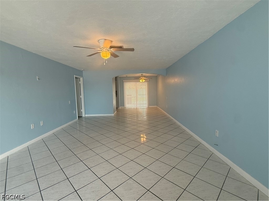 257 Cape Coral Parkway E - Photo 8