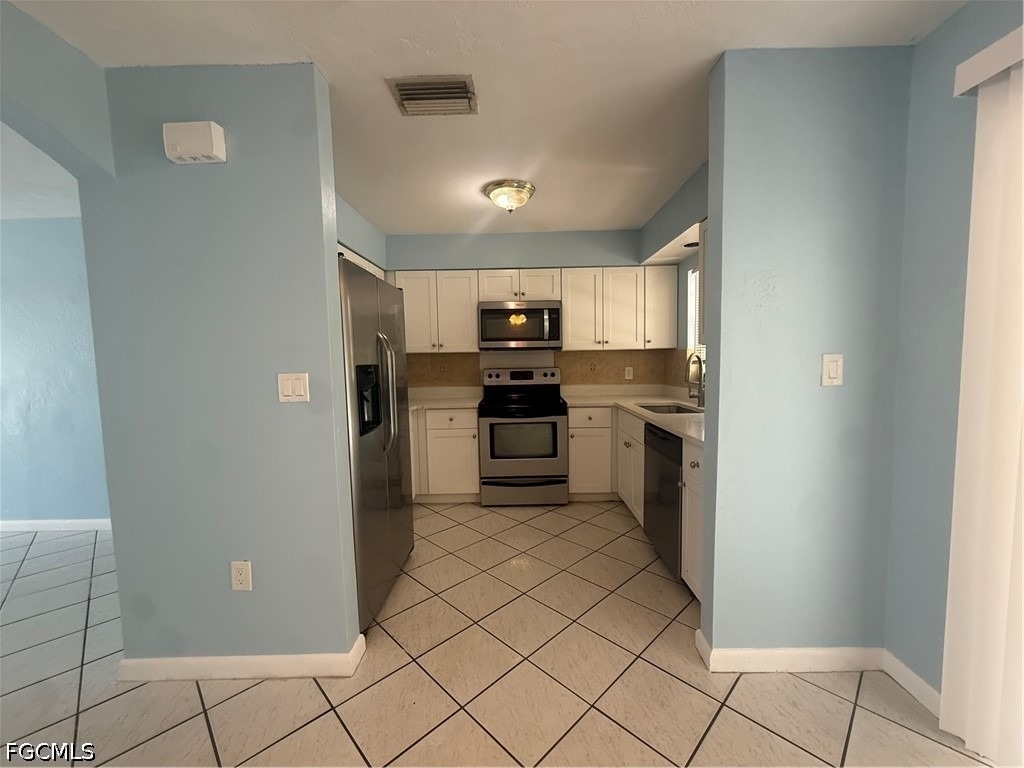 257 Cape Coral Parkway E - Photo 10