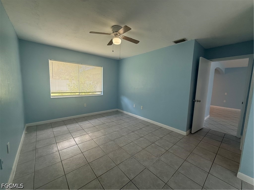 257 Cape Coral Parkway E - Photo 14