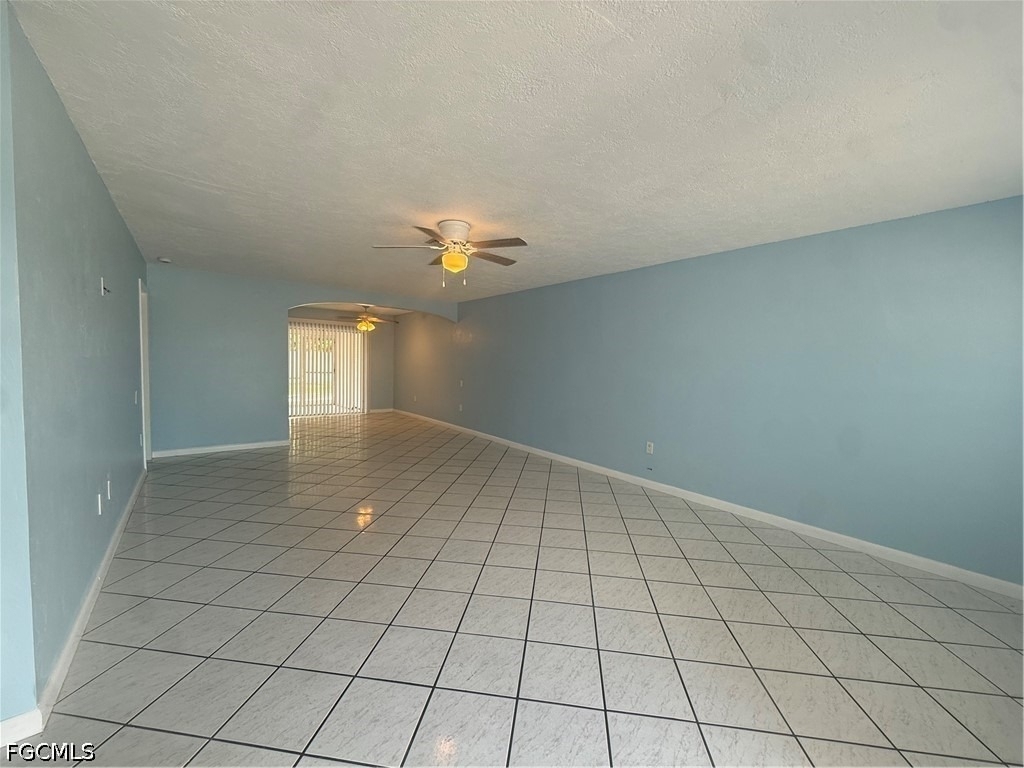 257 Cape Coral Parkway E - Photo 6
