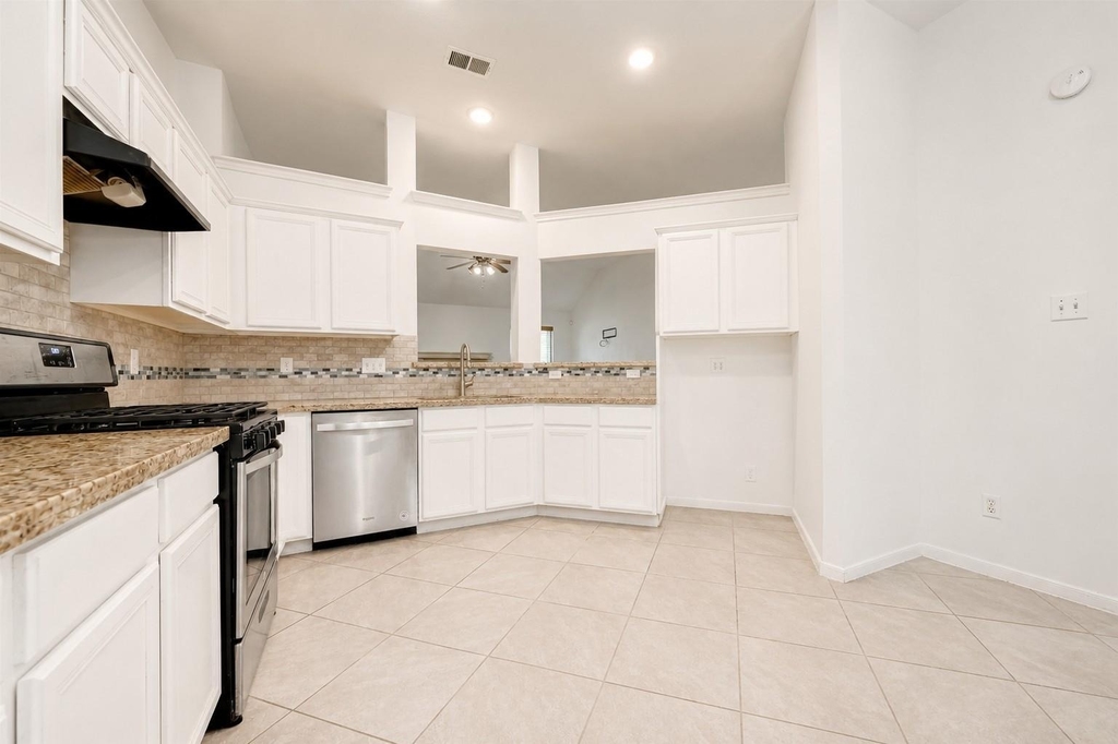 2911 Killdeer Lane - Photo 8