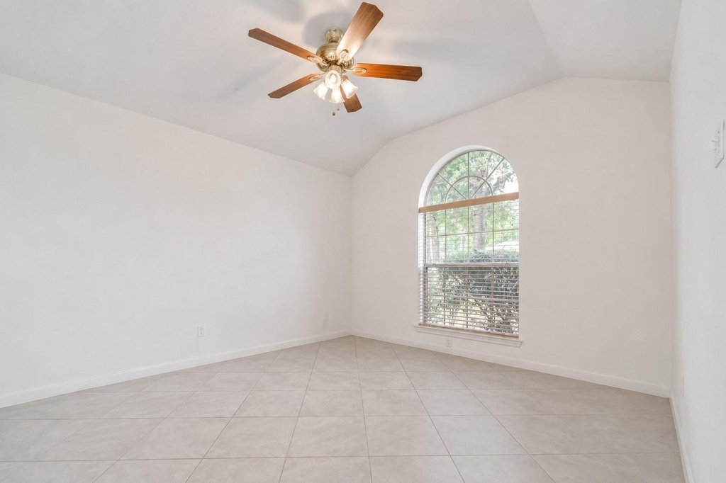 2911 Killdeer Lane - Photo 5