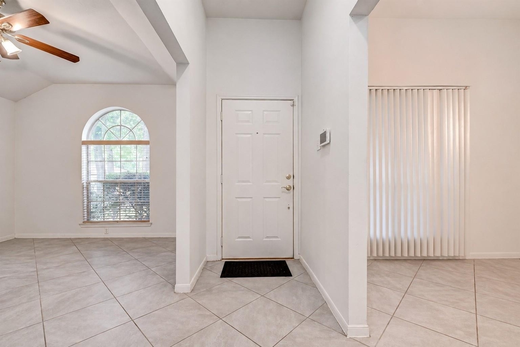 2911 Killdeer Lane - Photo 3