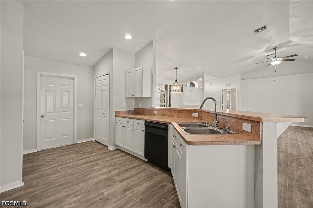 2329 Nw 31st Street - Photo 2