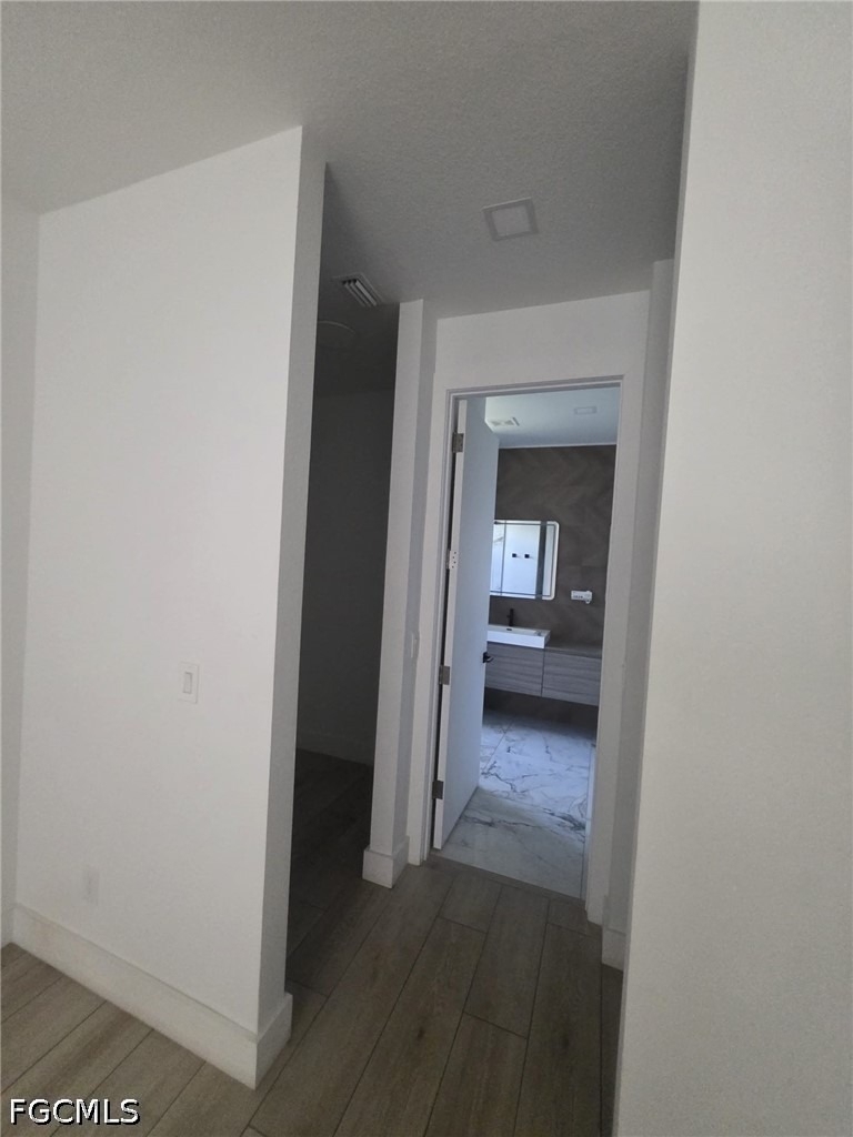 1220 Chiquita Boulevard N - Photo 10