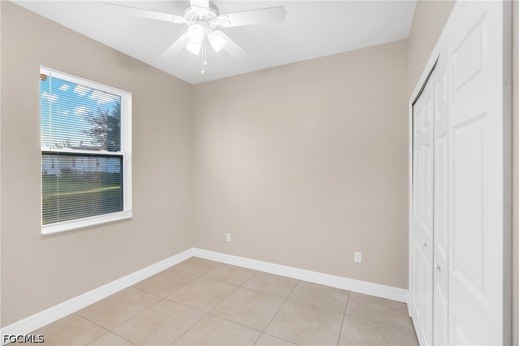 1133 Sw Trafalgar Parkway - Photo 10