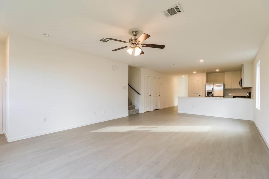 16488 Blossom Grove Drive - Photo 3