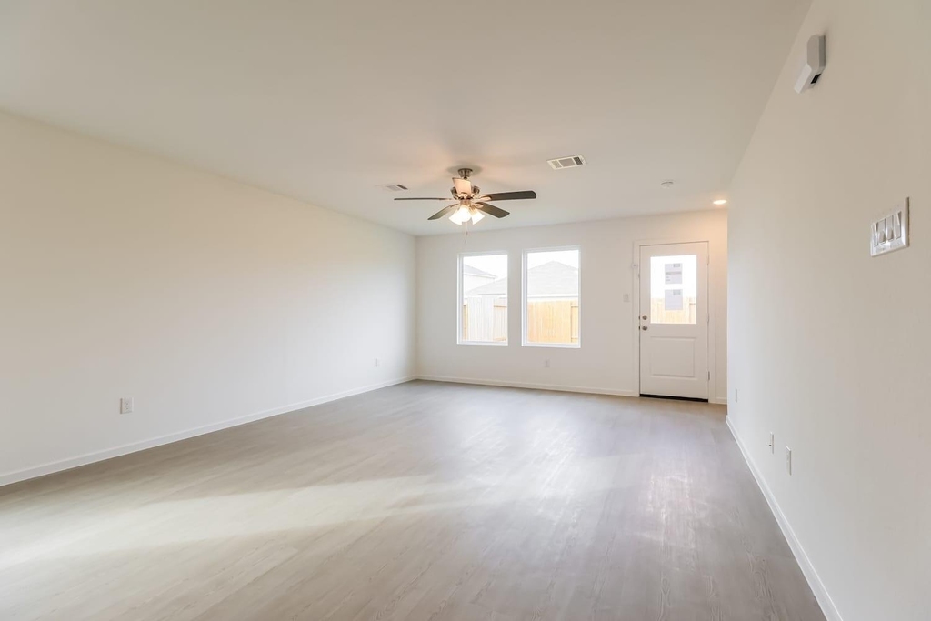 16488 Blossom Grove Drive - Photo 2