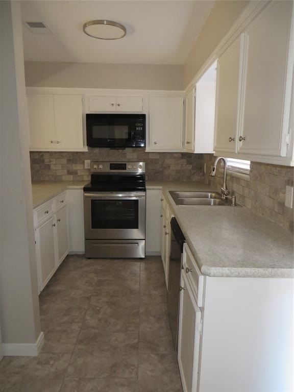 8716 Club House Drive - Photo 1