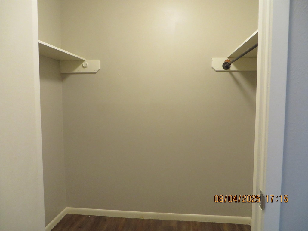 8716 Club House Drive - Photo 8