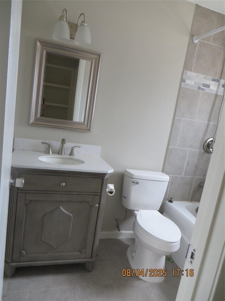 8716 Club House Drive - Photo 6