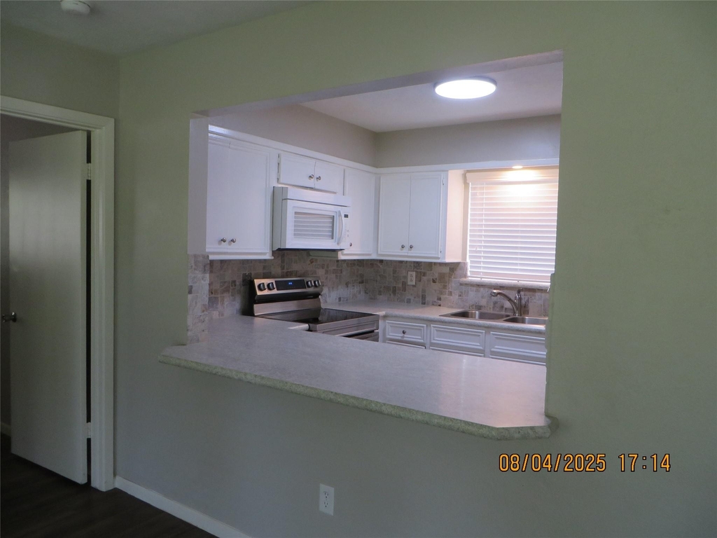 8716 Club House Drive - Photo 2