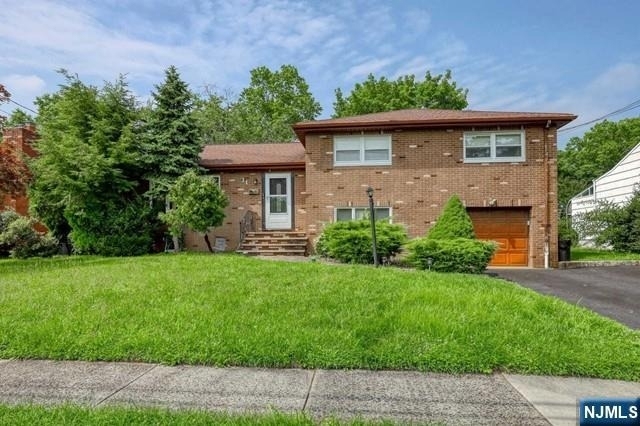 31 Garwood - Photo 0