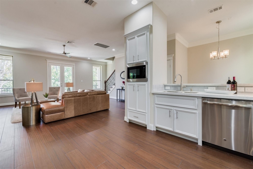 1244 W 26th Street - Photo 33