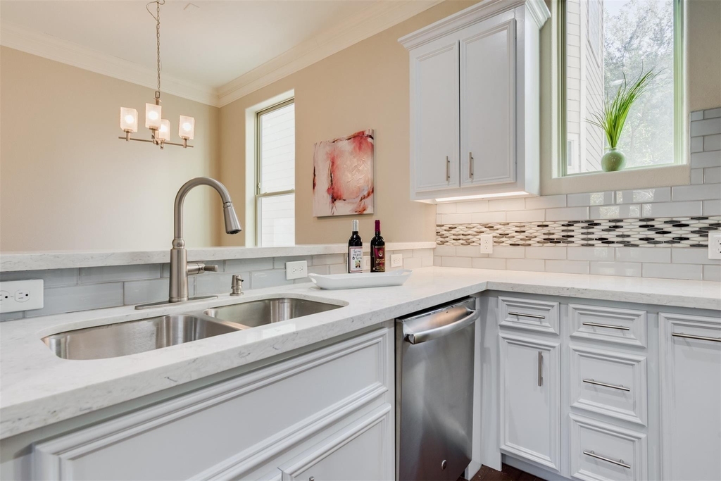 1244 W 26th Street - Photo 30
