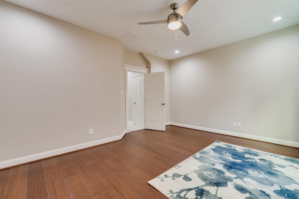 1244 W 26th Street - Photo 44