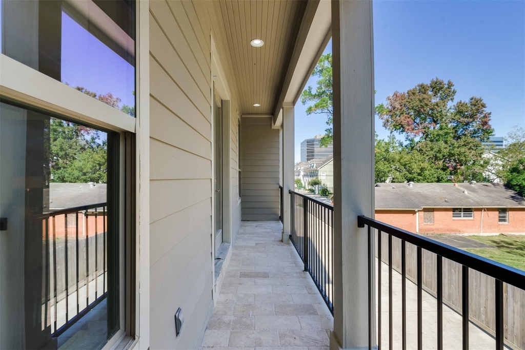 1244 W 26th Street - Photo 41