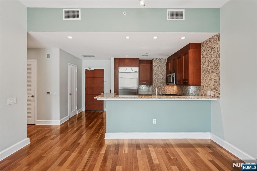8100 River - Photo 20