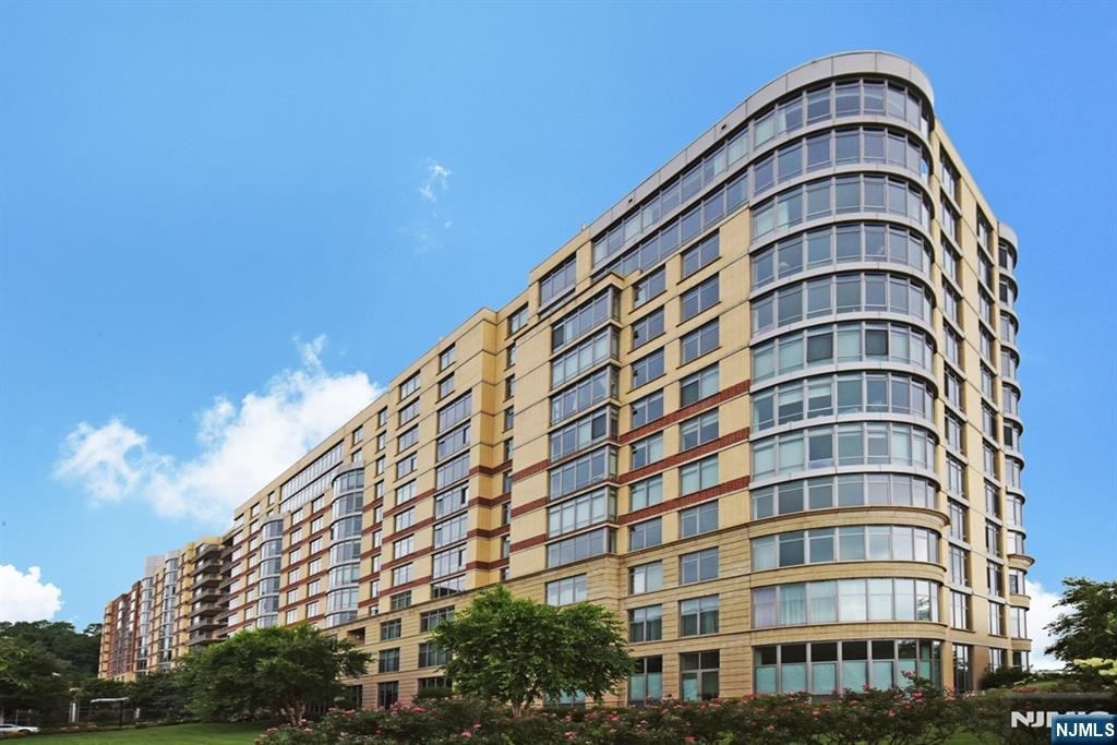8100 River - Photo 40