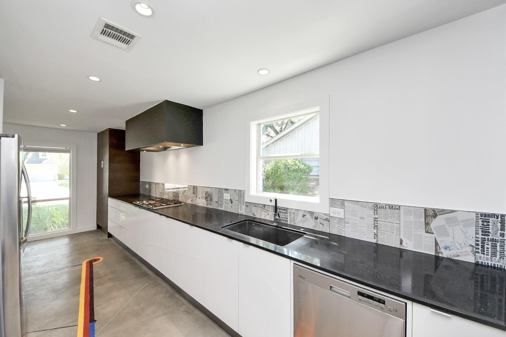 7610 Highmeadow Drive - Photo 20