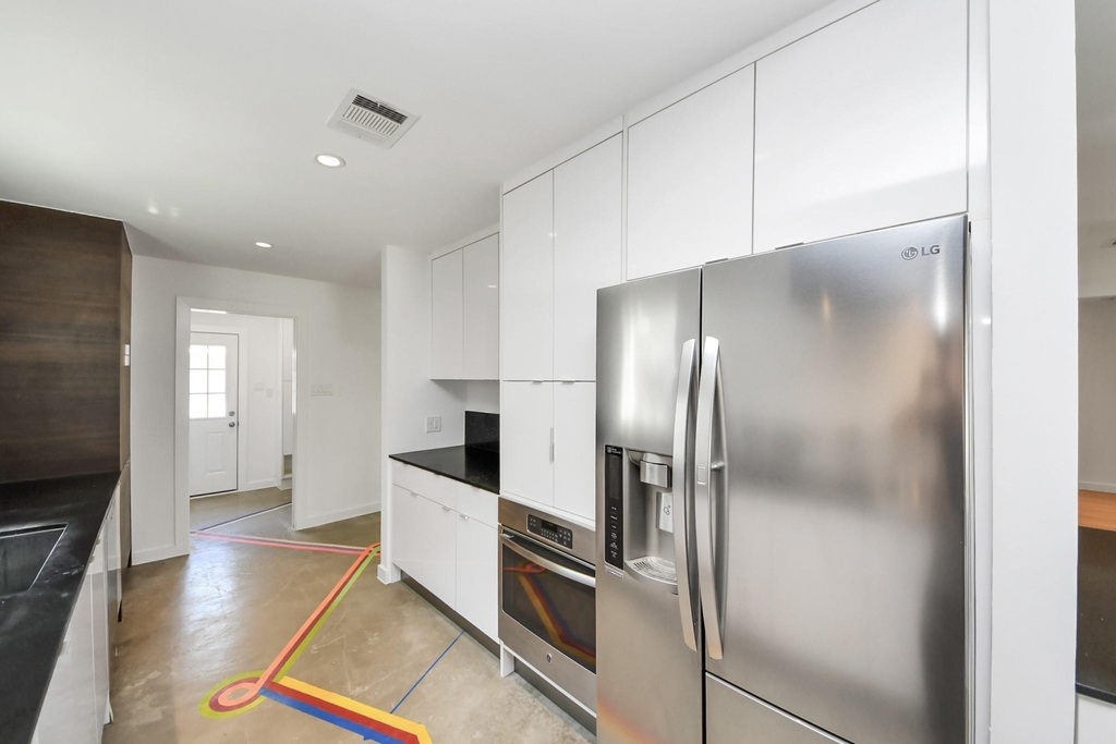 7610 Highmeadow Drive - Photo 30