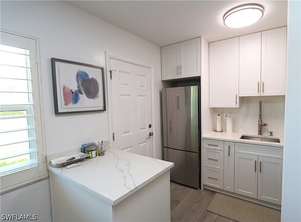 190 N Collier Boulevard - Photo 8