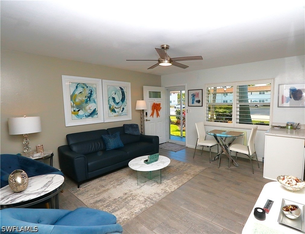 190 N Collier Boulevard - Photo 4