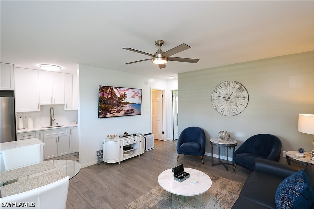 190 N Collier Boulevard - Photo 0