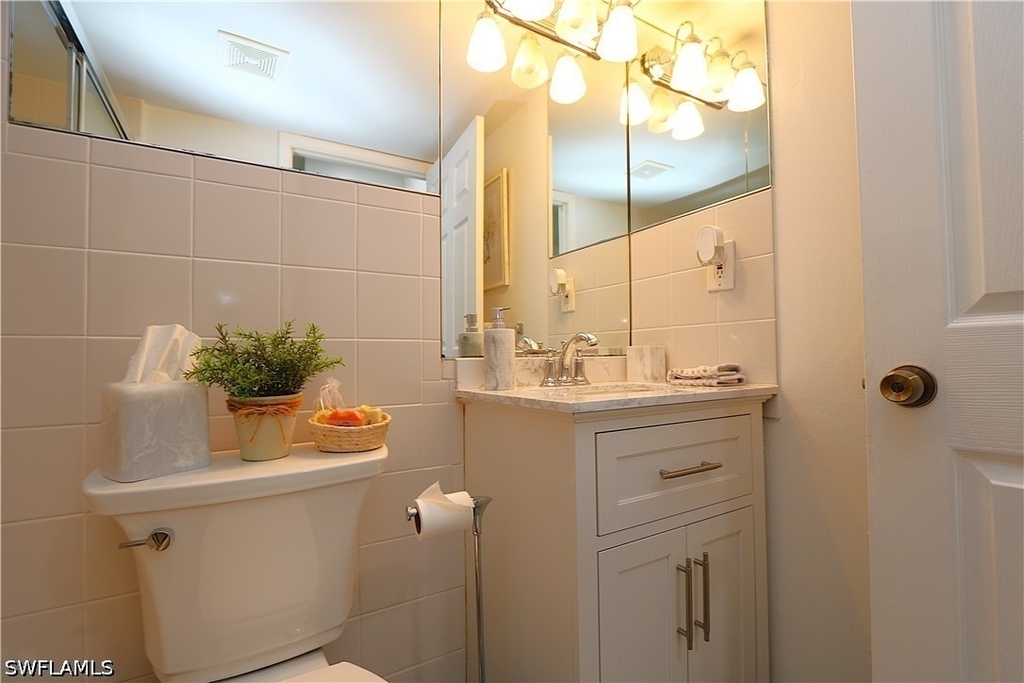 190 N Collier Boulevard - Photo 18