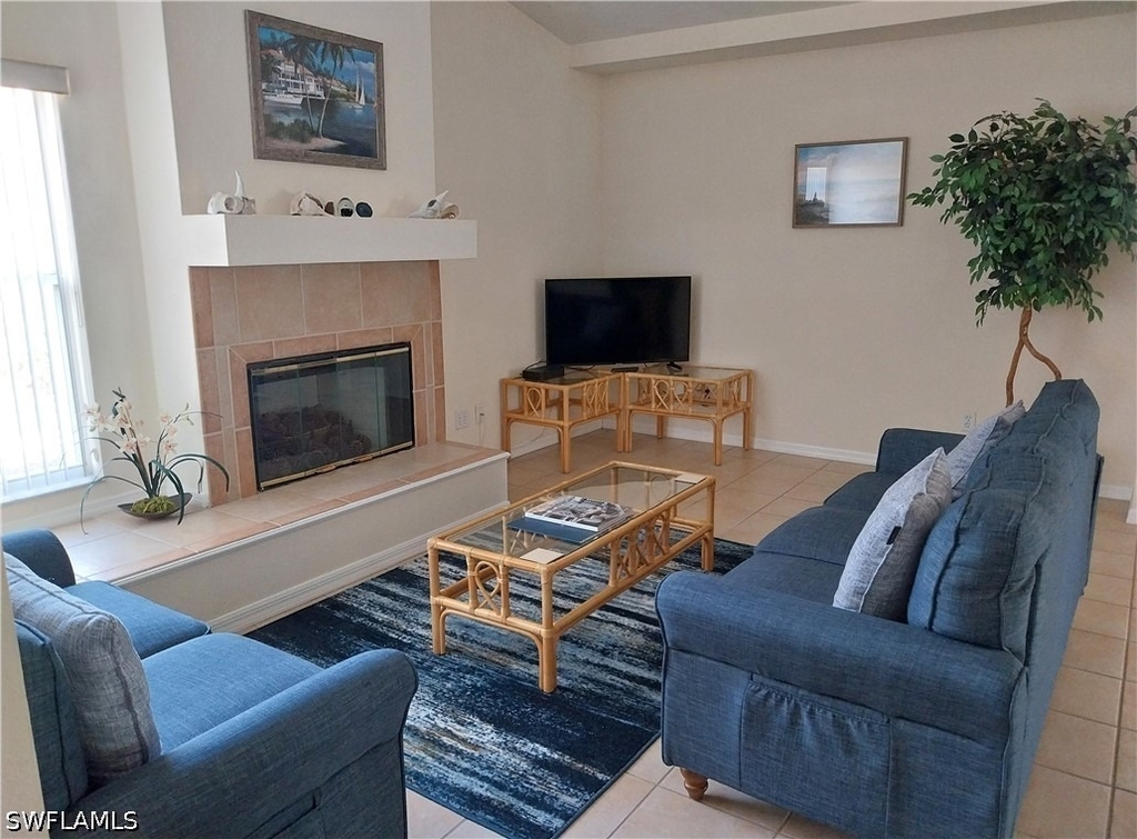 449 Dundee Court - Photo 12