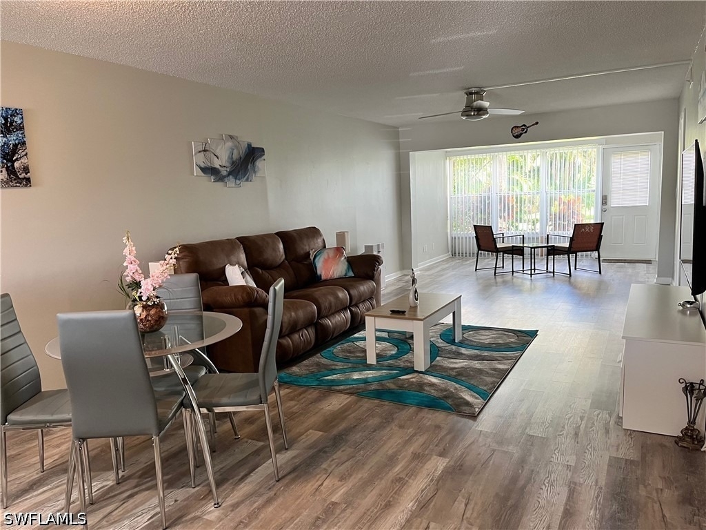 190 Palm Drive - Photo 1