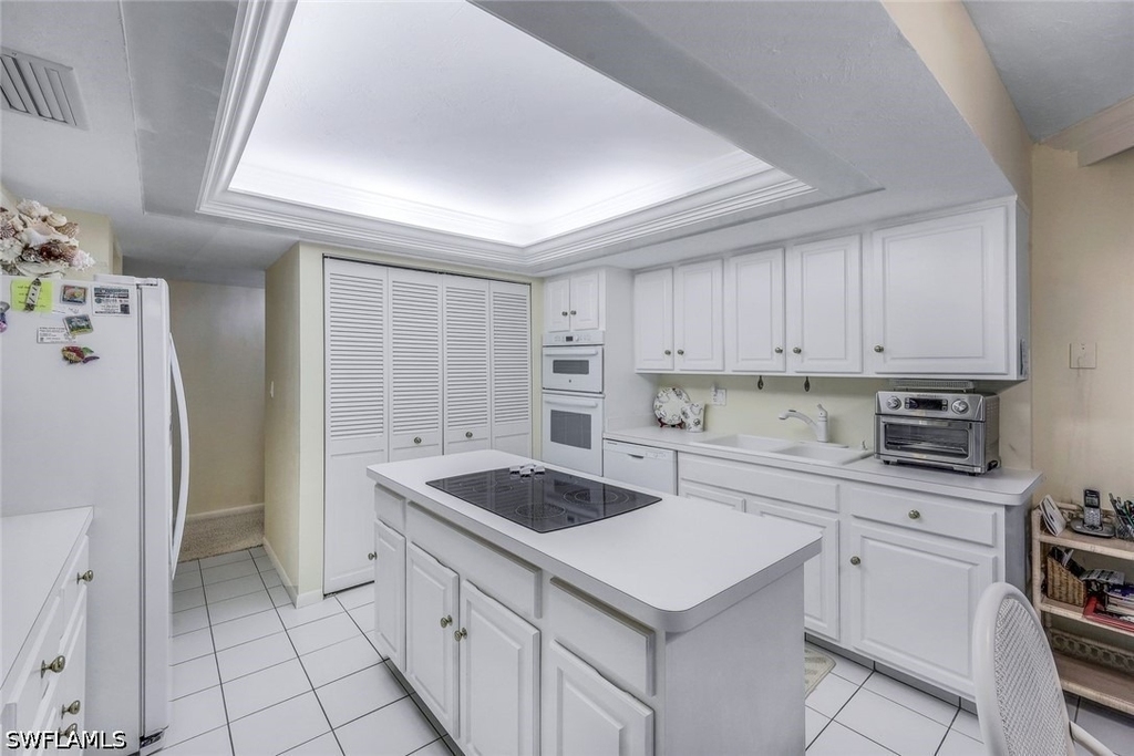 520 S Collier Boulevard - Photo 17