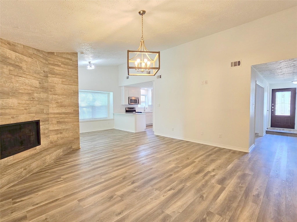 10615 Heatherford Drive - Photo 5