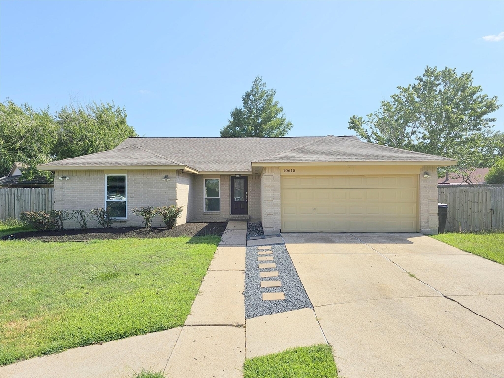 10615 Heatherford Drive - Photo 0