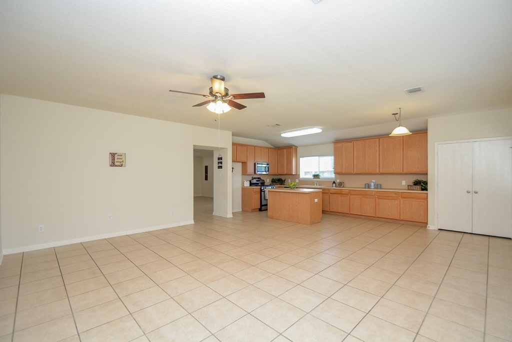 15318 Marlowe Grove Drive - Photo 10