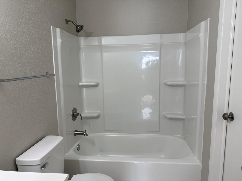 13902 Buckingham Drive - Photo 10